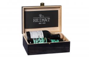 HEIMAT wooden gift box with tonic water
